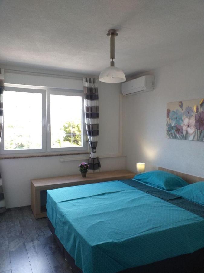 Popovic Apartment Pula Exterior photo